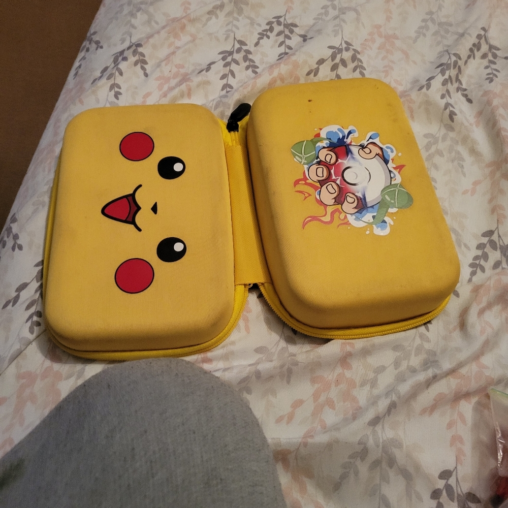 Pokemon card holder